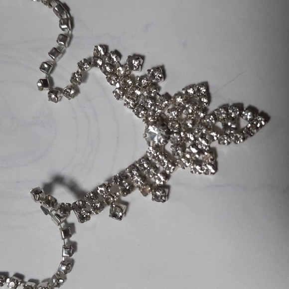 Necklace - Picture 3 of 4